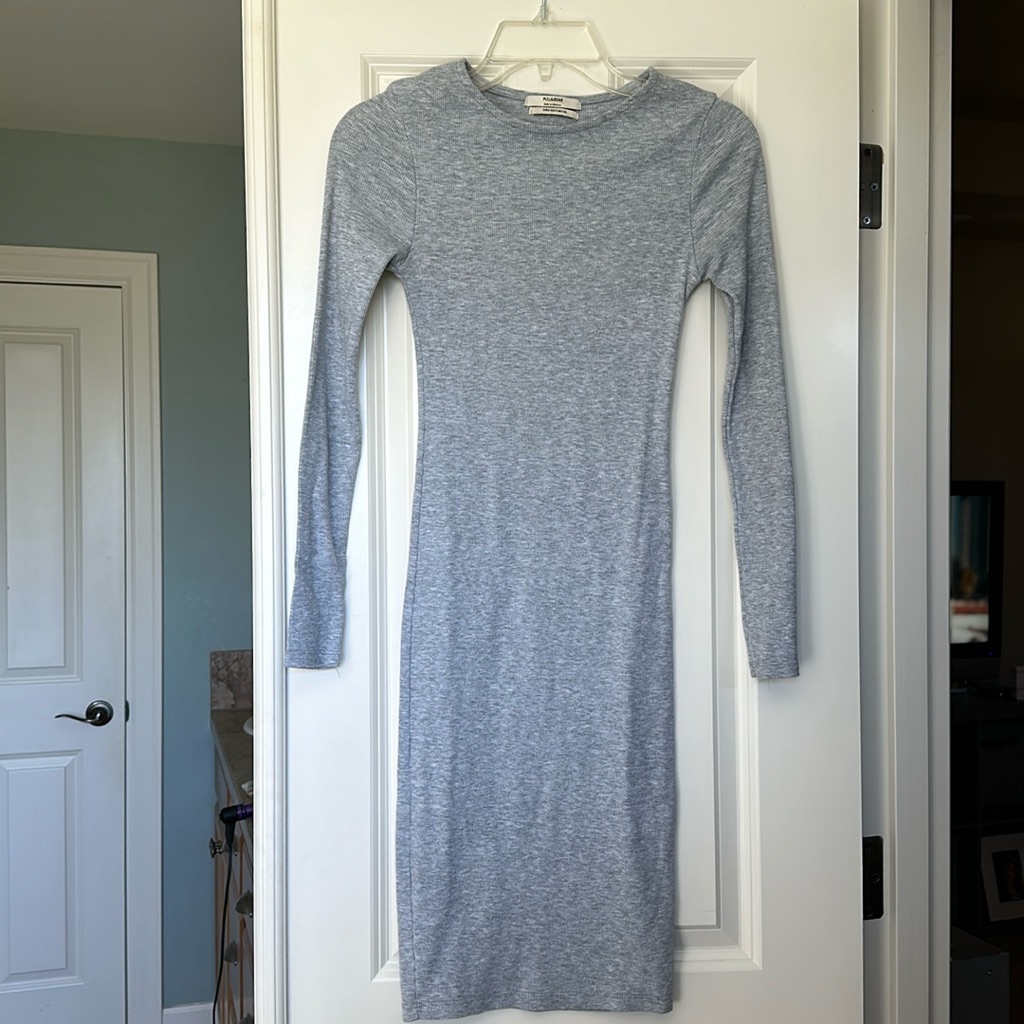 Gray Pull & Bear Long Sleeve Knee Length Bodycon Size Small